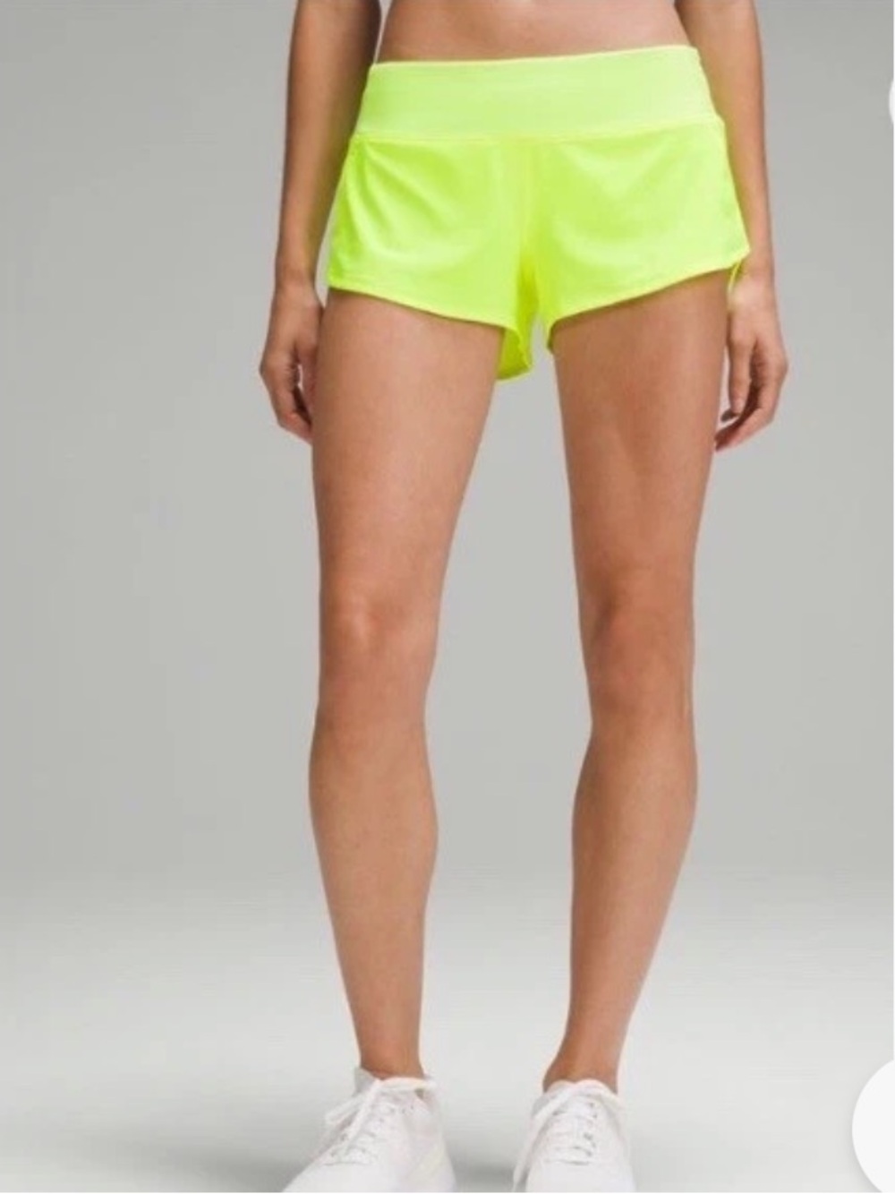 Women’s Sz. 8 lululemon athletica Neon Speed Up low rise 2.5” Running Shorts